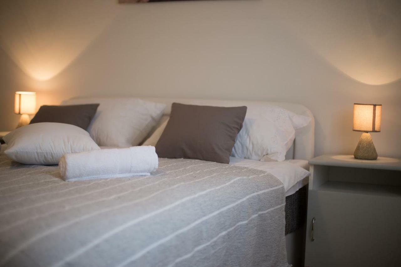 Apartman Antea Otocsán Kültér fotó